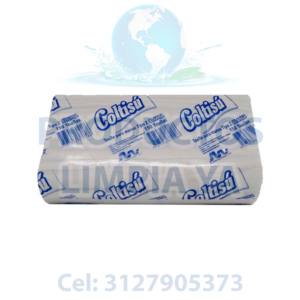 toalla doblada en z blanca